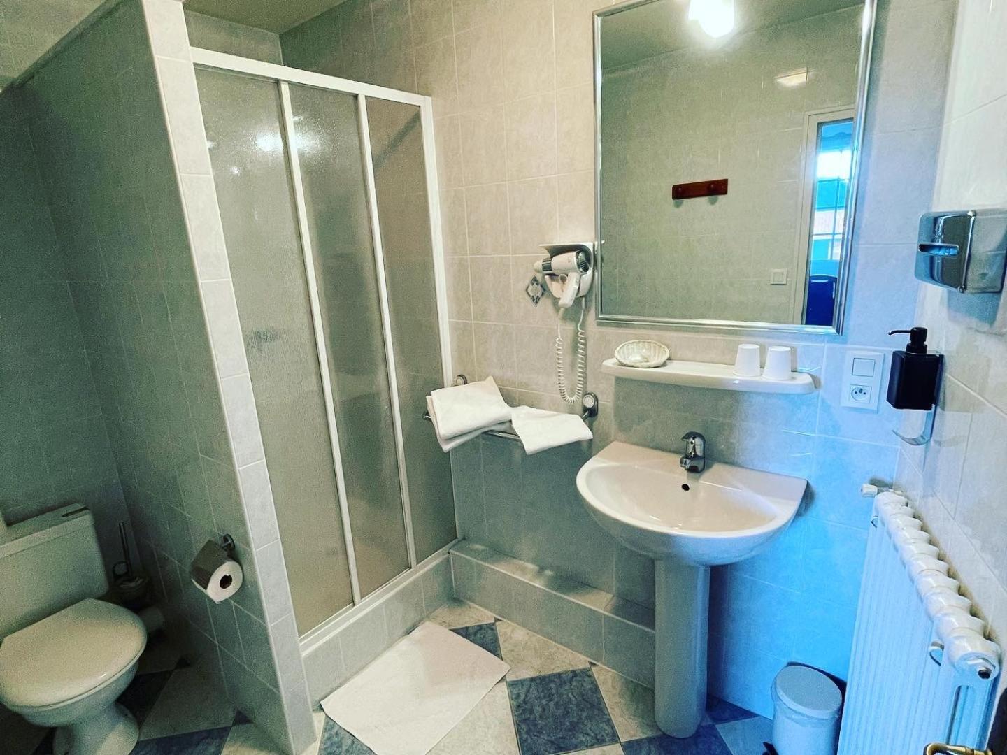 Le Relais De La Rance - Chambres D'Hotes Quedillac Luaran gambar
