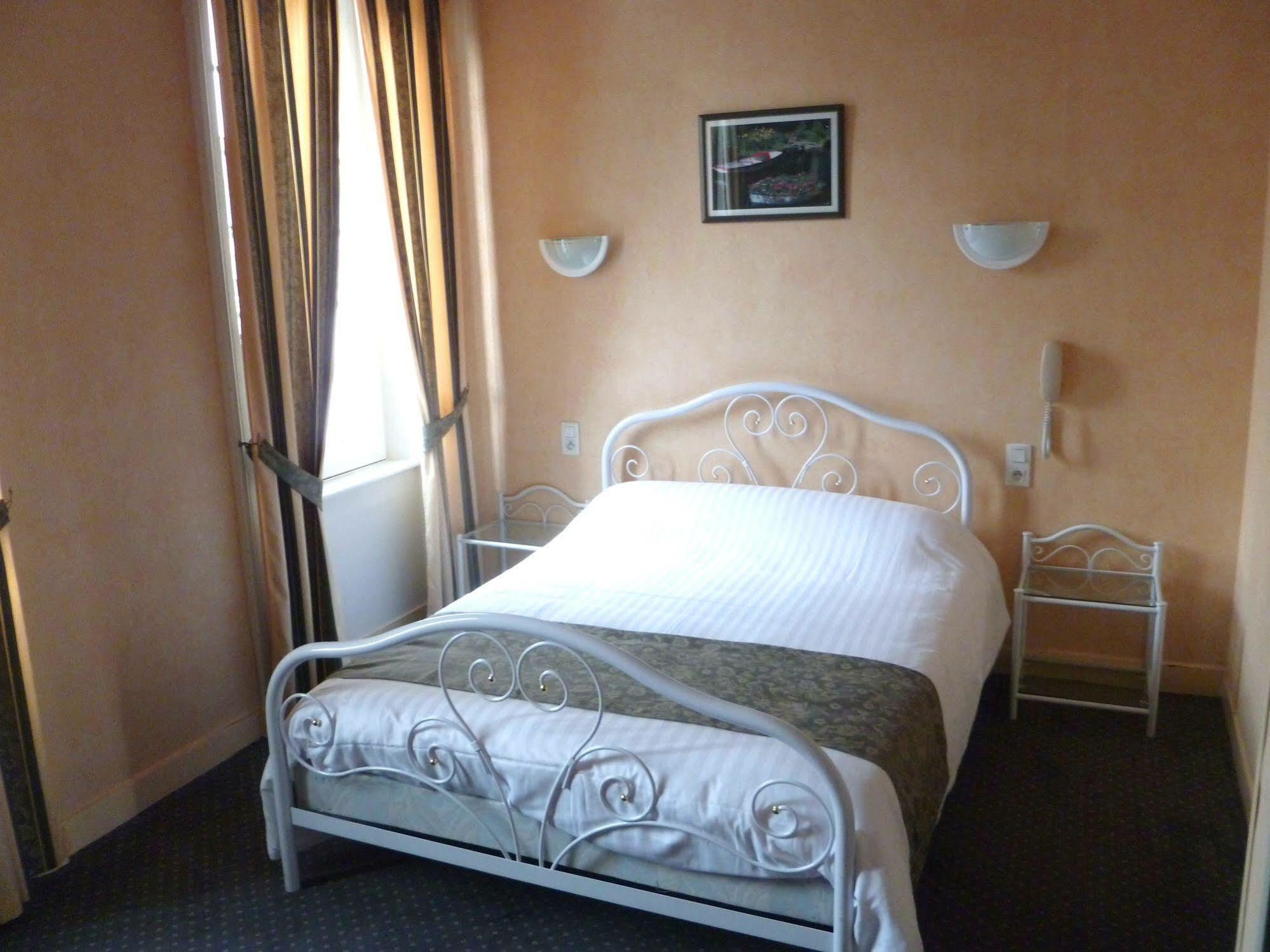 Le Relais De La Rance - Chambres D'Hotes Quedillac Luaran gambar